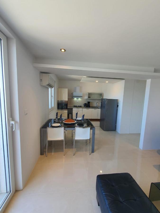 Apartman Renata & Apartman Maja Τρογκίρ Εξωτερικό φωτογραφία