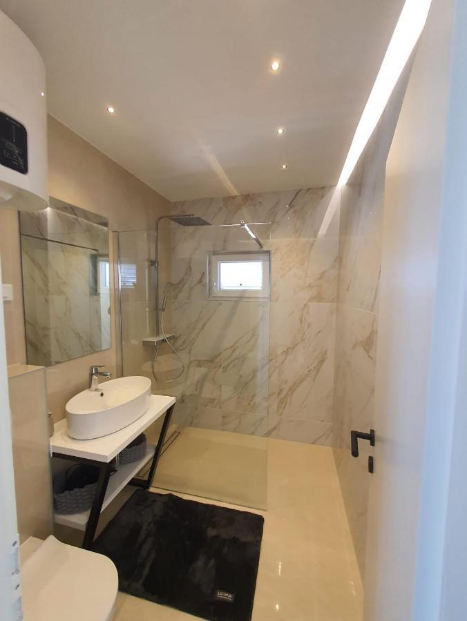 Apartman Renata & Apartman Maja Τρογκίρ Εξωτερικό φωτογραφία